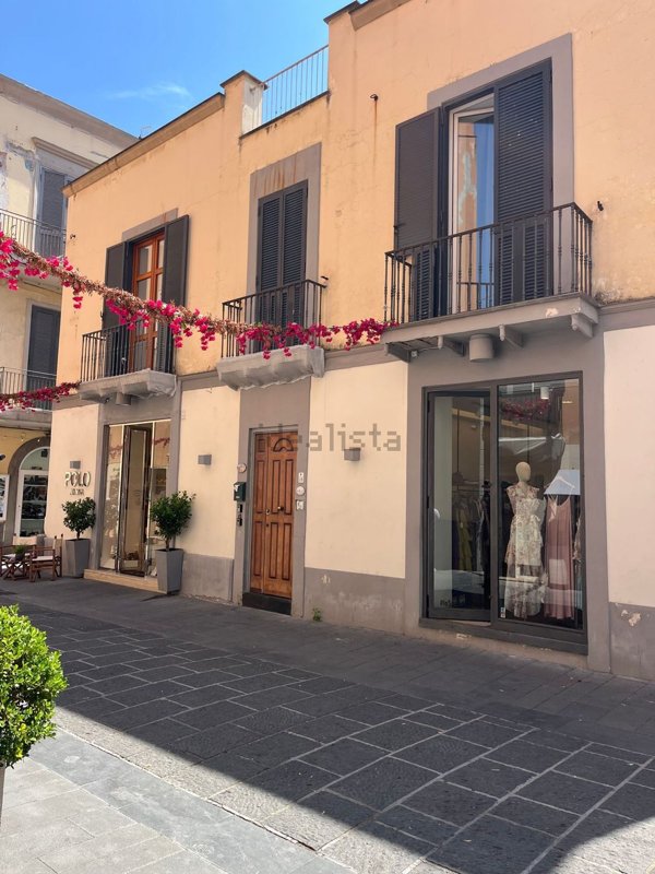 appartamento in affitto a Pozzuoli