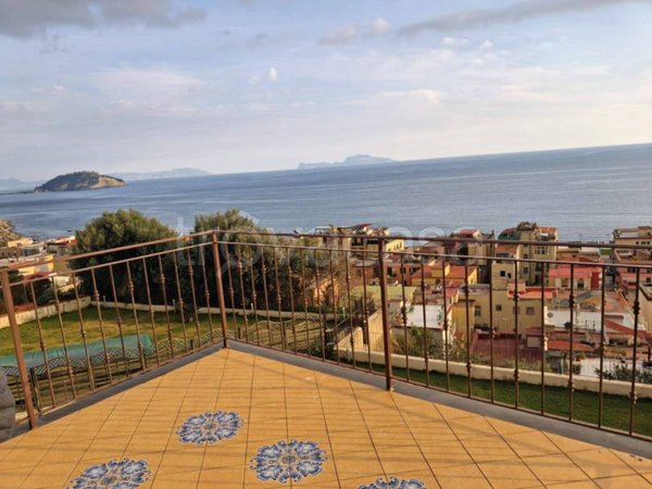 appartamento in affitto a Pozzuoli
