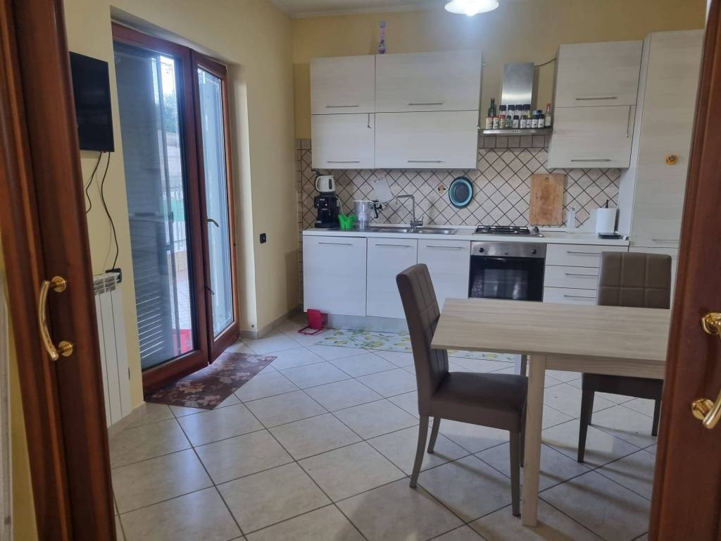appartamento in affitto a Pozzuoli