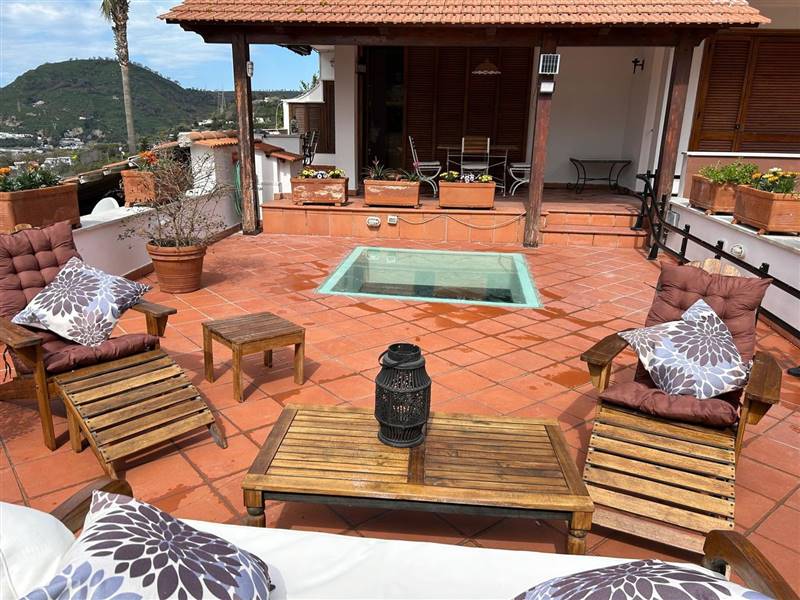 casa indipendente in affitto a Pozzuoli in zona Solfatara
