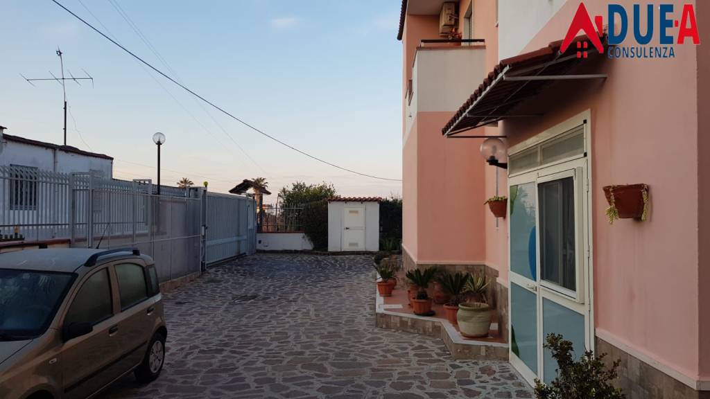 appartamento in affitto a Pozzuoli