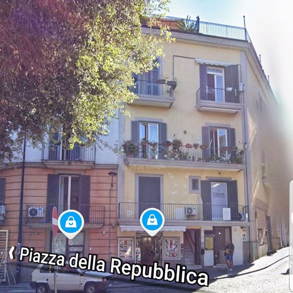 negozio in affitto a Pozzuoli