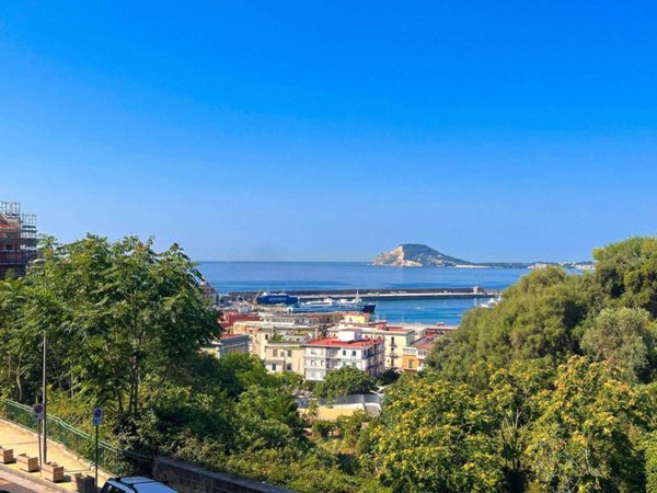 appartamento in affitto a Pozzuoli