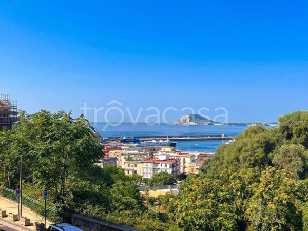 appartamento in affitto a Pozzuoli