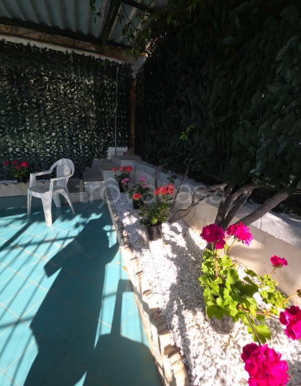 appartamento in affitto a Pozzuoli in zona Lucrino