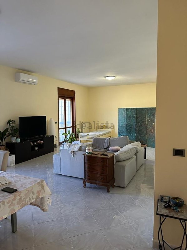 appartamento in affitto a Pozzuoli in zona Solfatara