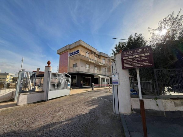 appartamento in affitto a Pozzuoli in zona Lucrino