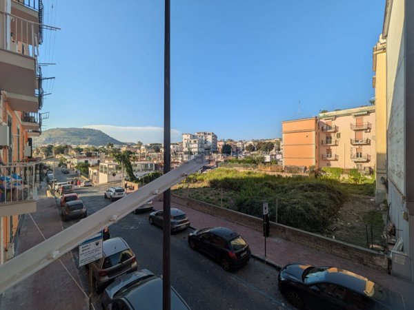 appartamento in affitto a Pozzuoli
