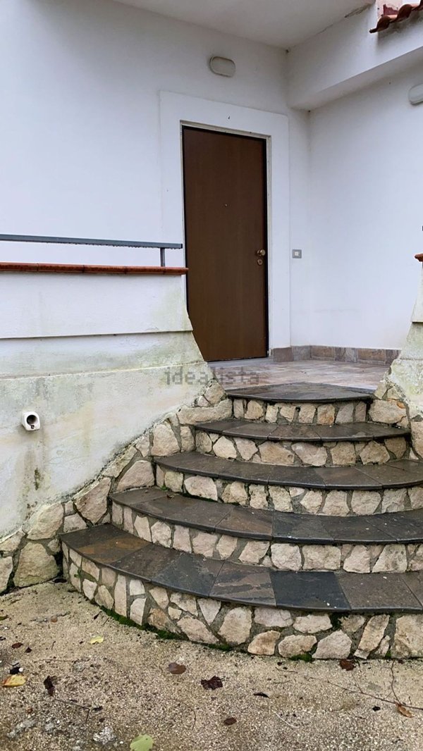 appartamento in affitto a Pozzuoli in zona Monterusciello