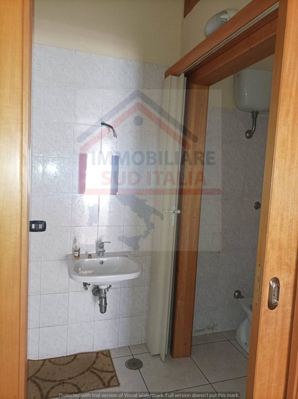 locale commerciale in affitto a Qualiano