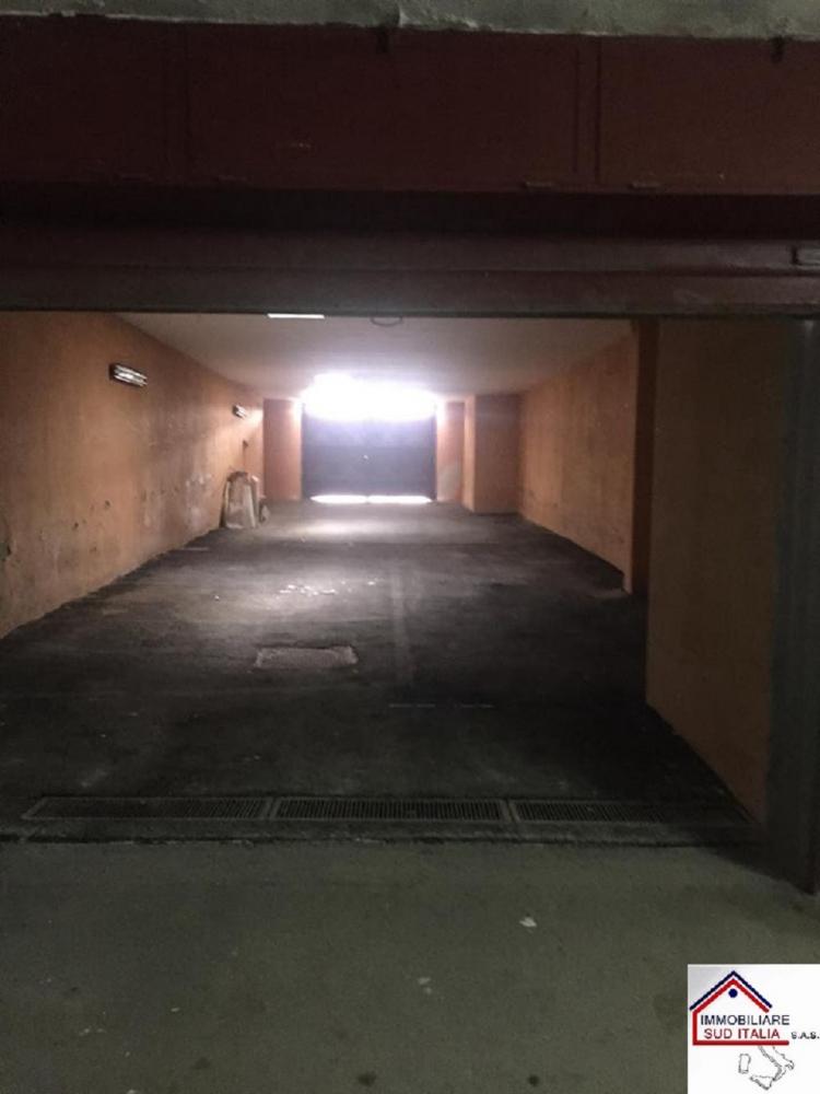 locale di sgombero in affitto a Qualiano