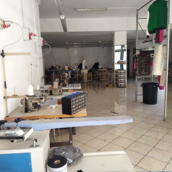 locale commerciale in affitto a Qualiano