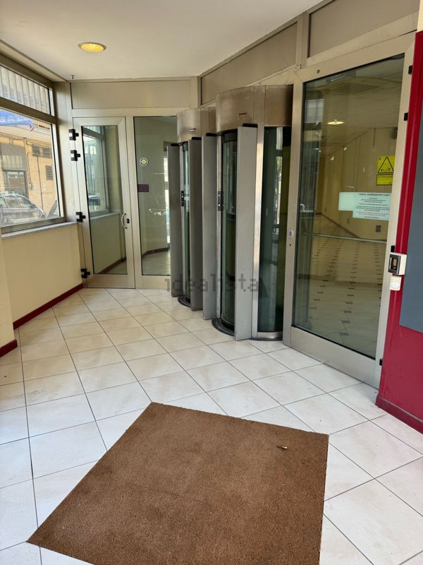 locale commerciale in affitto a Qualiano