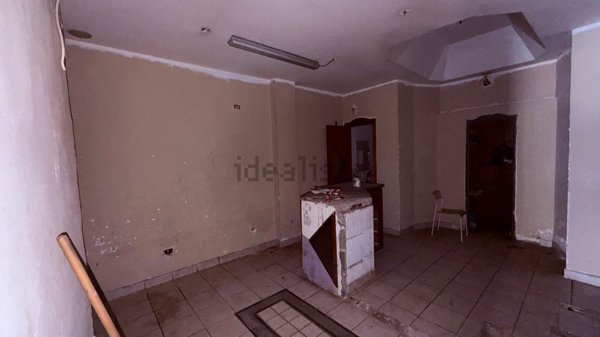 locale commerciale in affitto a Qualiano