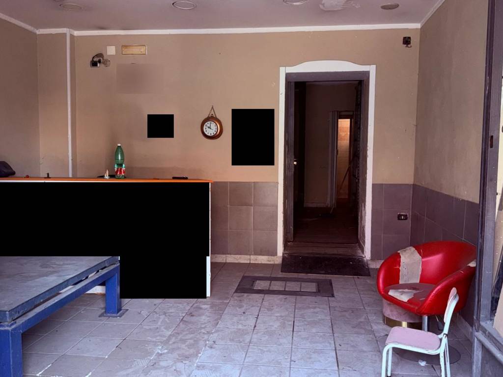 locale commerciale in affitto a Qualiano