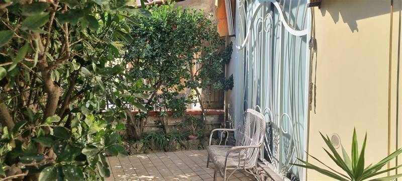 locale commerciale in affitto a Qualiano