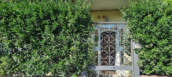 negozio in affitto a Qualiano