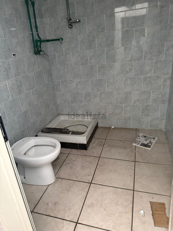 locale commerciale in affitto a Qualiano
