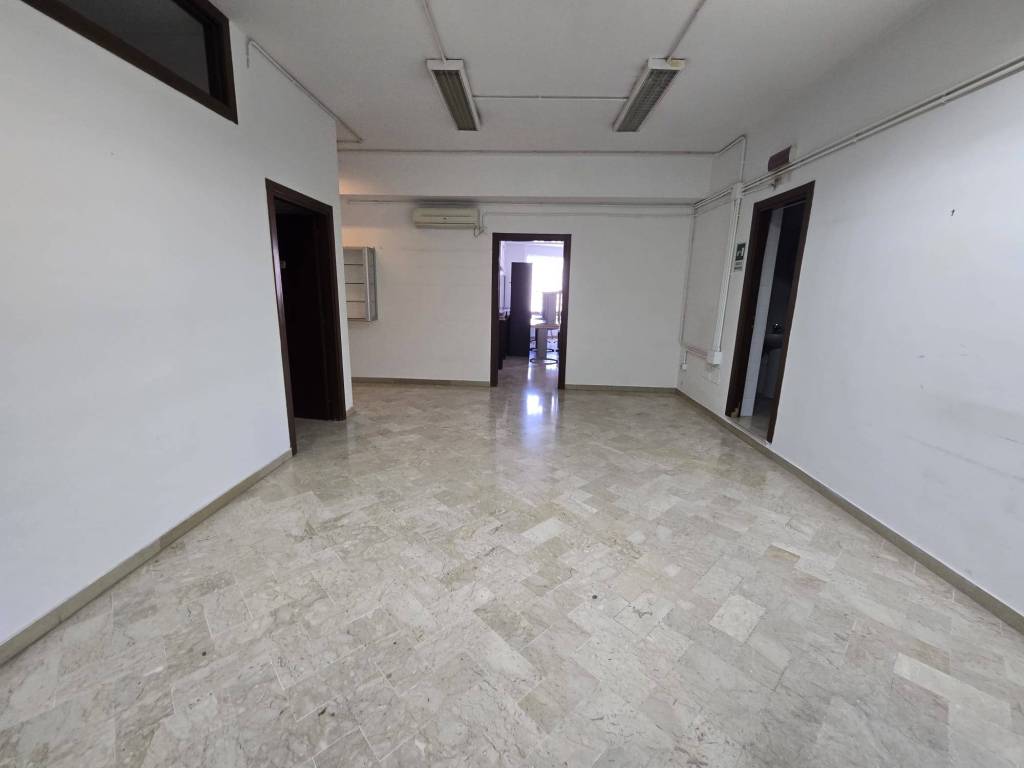 ufficio in affitto a Quarto