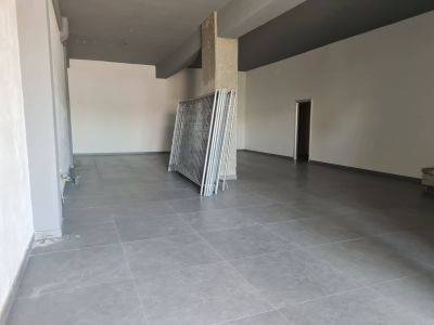 negozio in affitto a Quarto