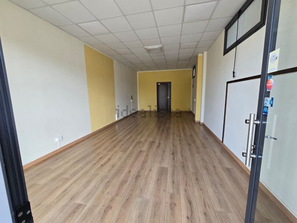 locale commerciale in affitto a Quarto