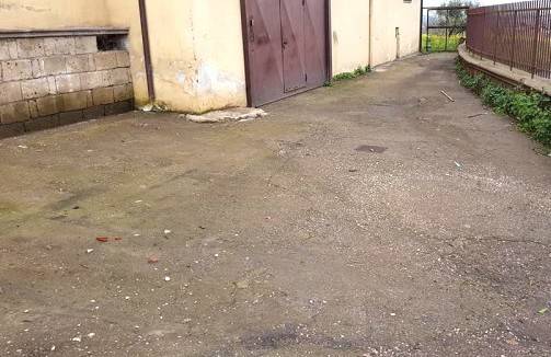 locale commerciale in affitto a Quarto