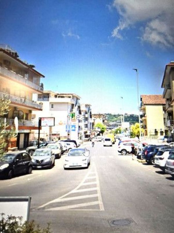 locale commerciale in affitto a Quarto