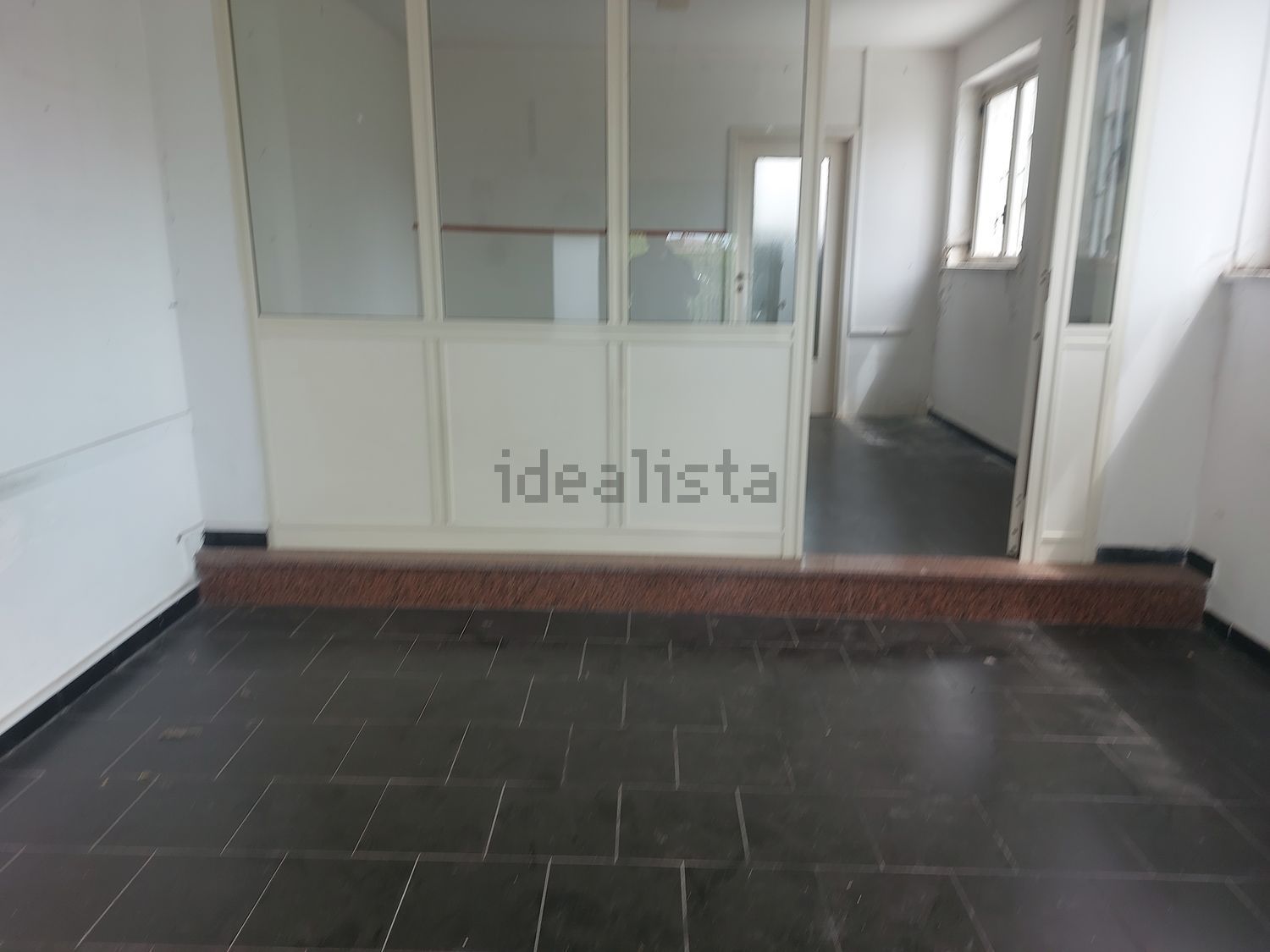 locale commerciale in affitto a Quarto