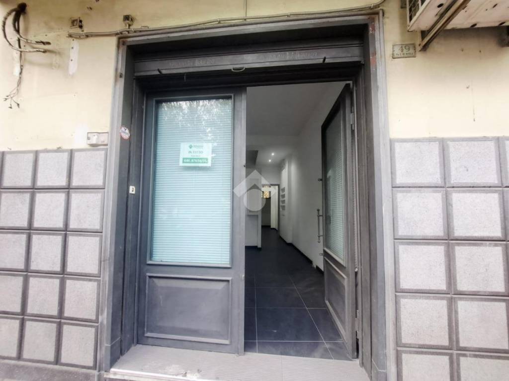 locale commerciale in affitto a Quarto