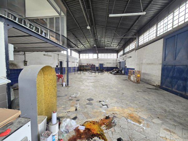 capannone in affitto a Quarto