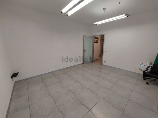 ufficio in affitto a Quarto