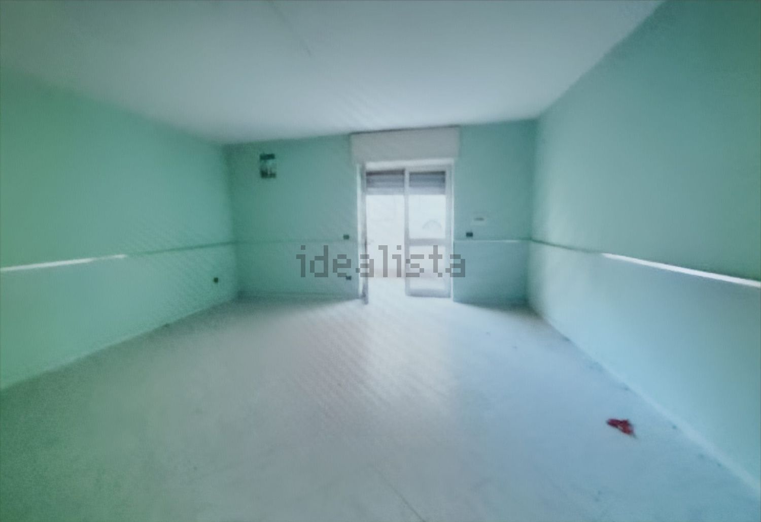 locale commerciale in affitto a Quarto