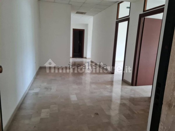 ufficio in affitto a Quarto