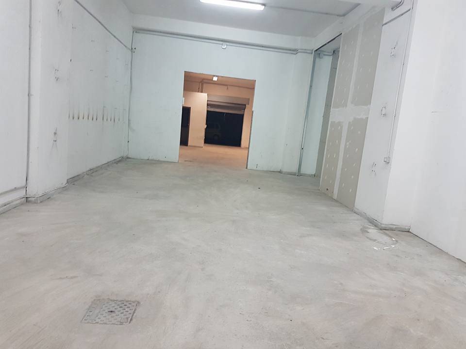 negozio in affitto a Quarto