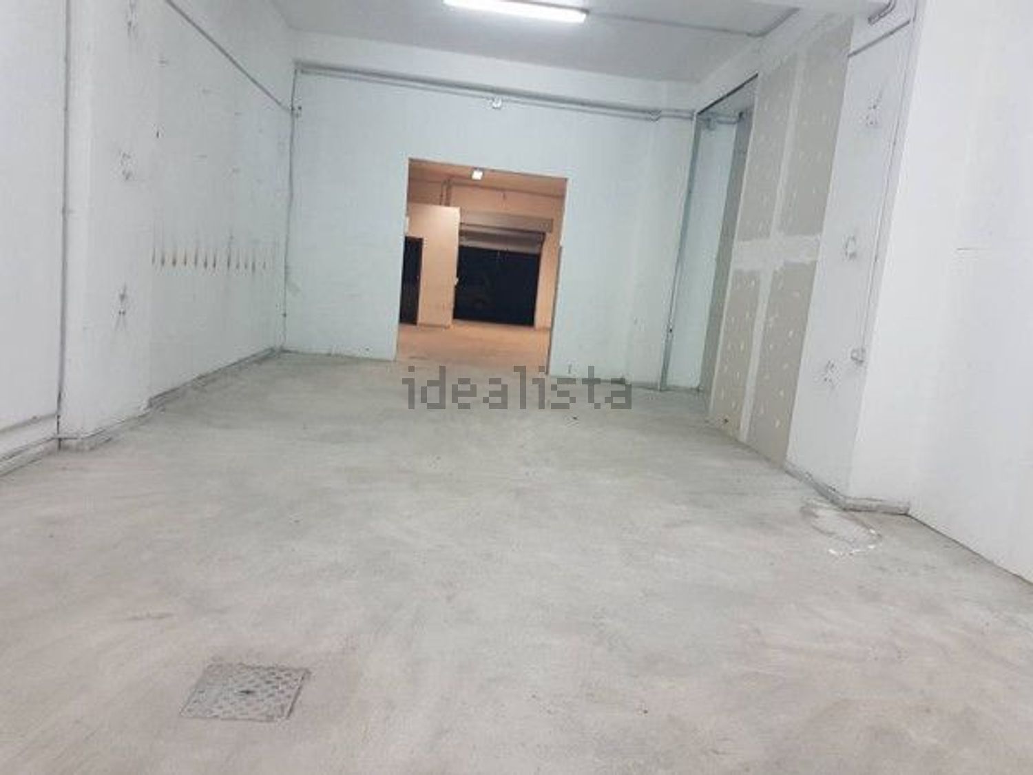 locale commerciale in affitto a Quarto