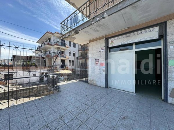 ufficio in affitto a Quarto