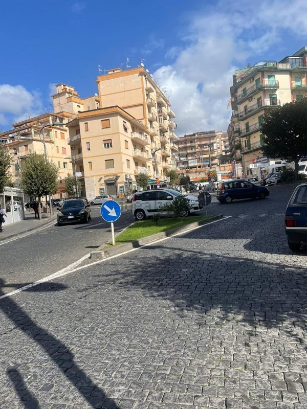 locale commerciale in affitto ad Ercolano