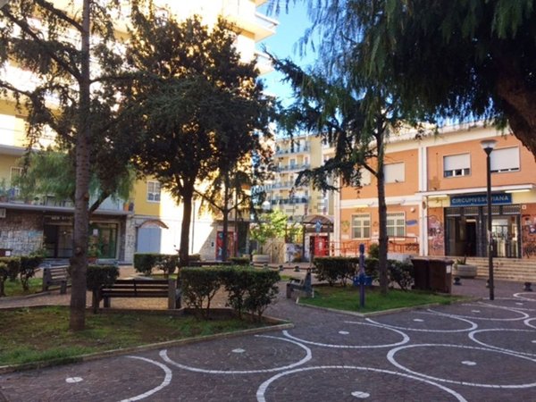 negozio in affitto ad Ercolano