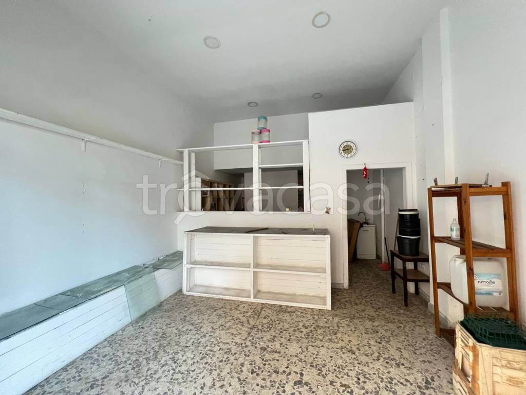negozio in affitto ad Ercolano