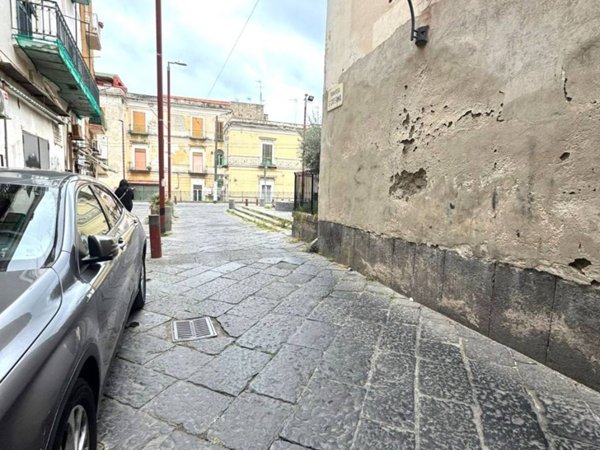 negozio in affitto ad Ercolano