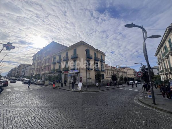 negozio in affitto ad Ercolano