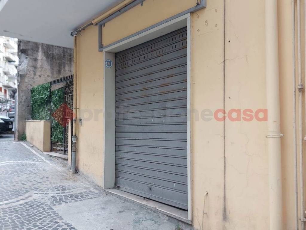 negozio in affitto ad Ercolano in zona Ercolano Scavi