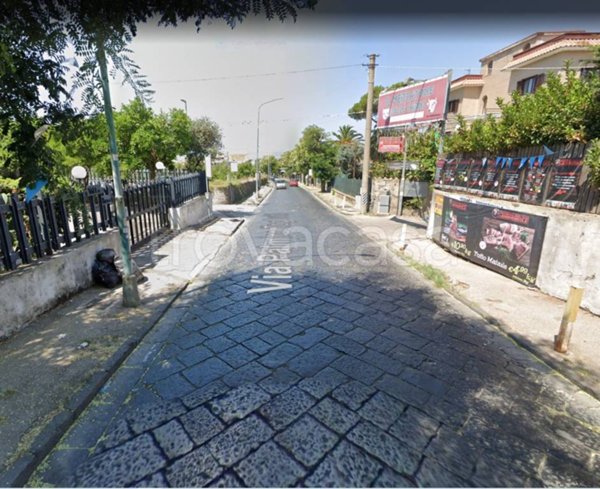 negozio in affitto ad Ercolano in zona San Vito