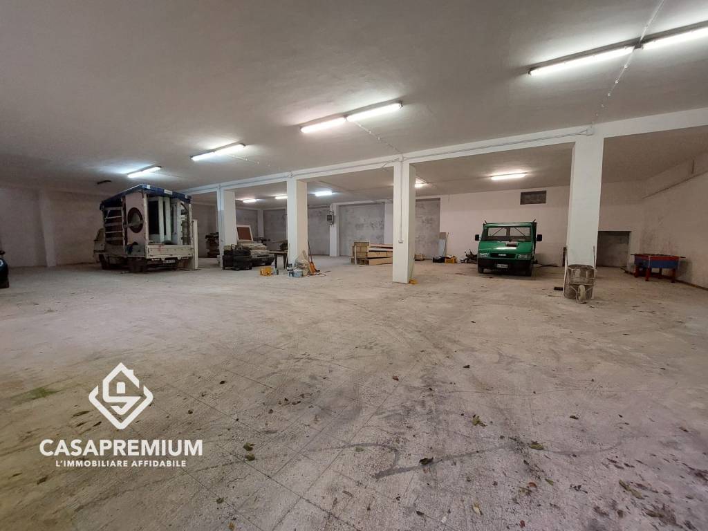 locale commerciale in affitto a Roccarainola