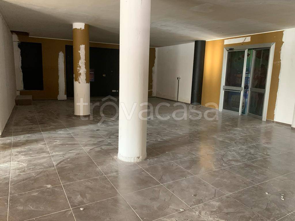 negozio in affitto a San Gennaro Vesuviano