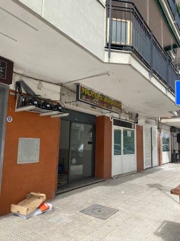 locale commerciale in affitto a San Giorgio a Cremano