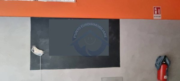 negozio in affitto a San Giorgio a Cremano