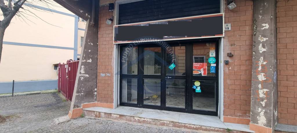 negozio in affitto a San Giorgio a Cremano