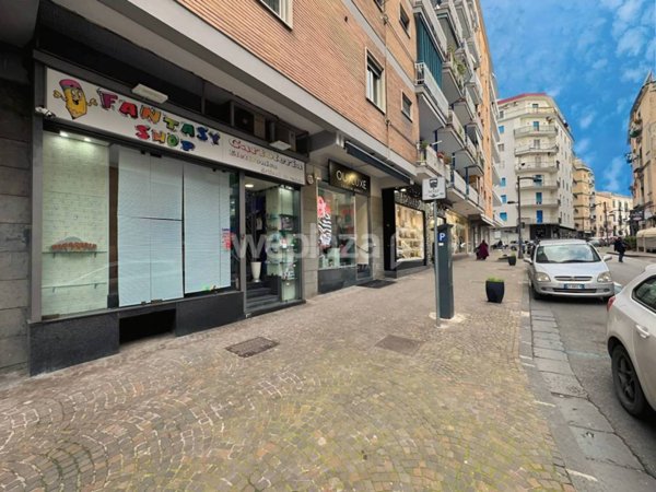 negozio in affitto a San Giorgio a Cremano