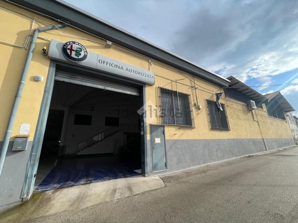 capannone in affitto a San Giorgio a Cremano